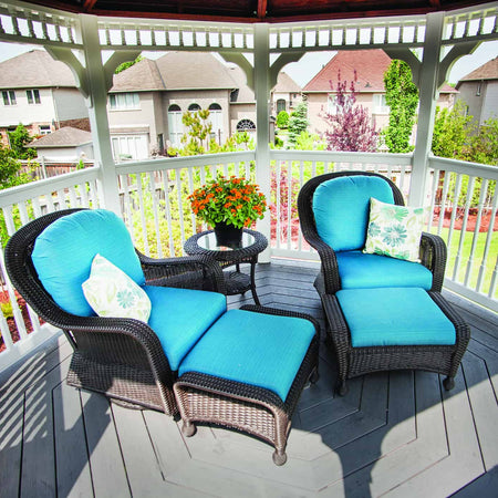 Clubhouse-Brookstone