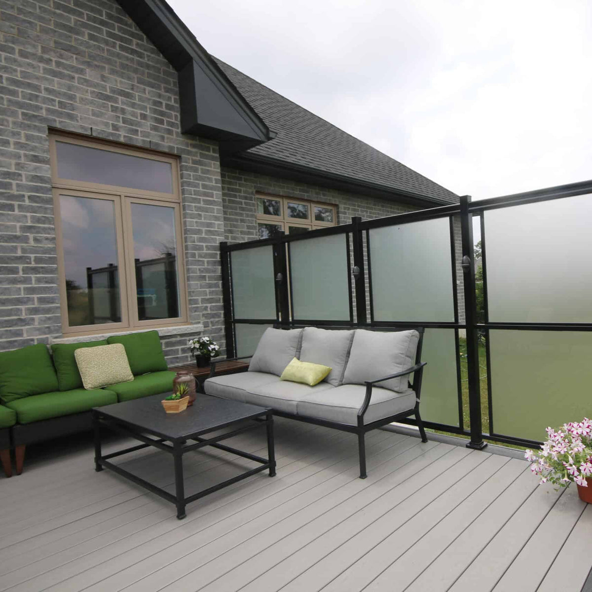 Clubhouse-Brookstone-Solid-8'