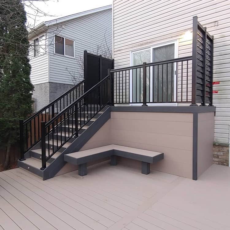 Clubhouse Cobblestone