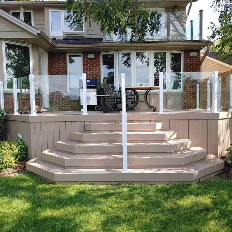 Clubhouse Cobblestone