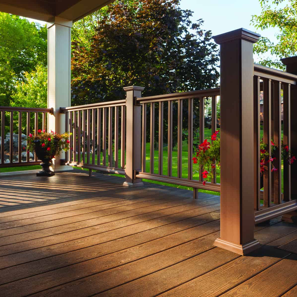 Clubhouse Walnut-Solid-12'