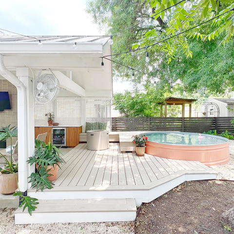 TimberTech-Vintage-Coastline-Decking-radiance-rail-express-white-beauty