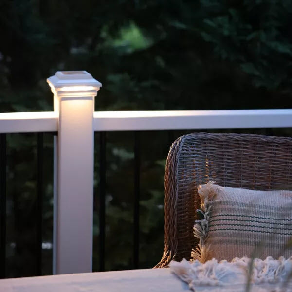 Trex Solar Post Cap Light