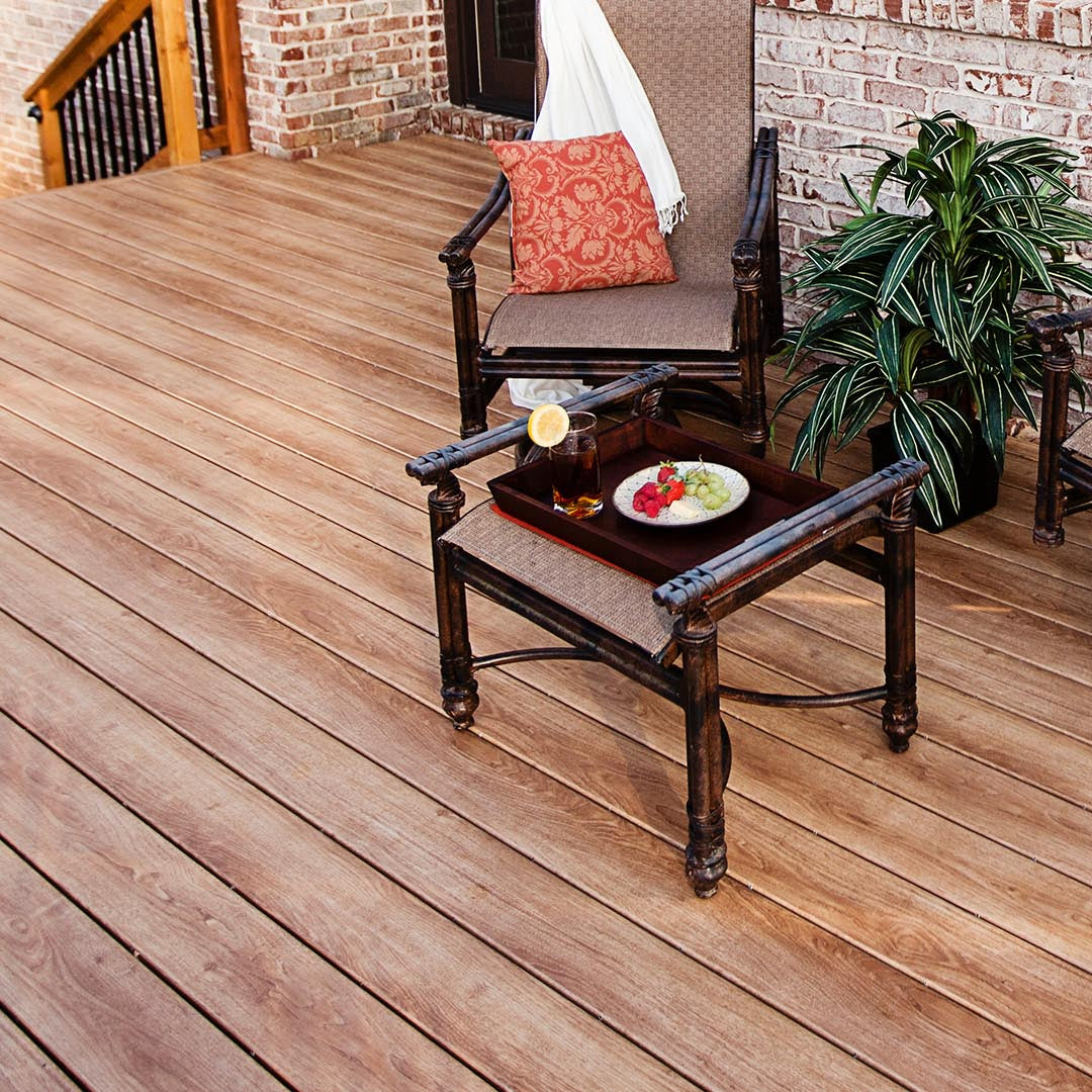 Zuri Chestnut – DeckMart Building Supplies