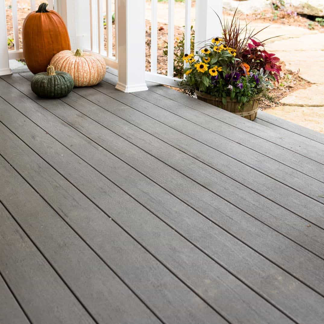 バークレーモッキンバード TimberTech Silver Maple – DeckMart Building Supplies